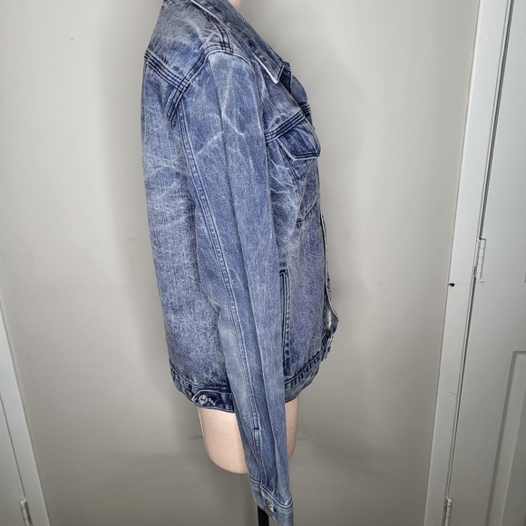 7 For All Mankind Denim Jacket in Washed Blue Size Medium - Picture 6 of 11